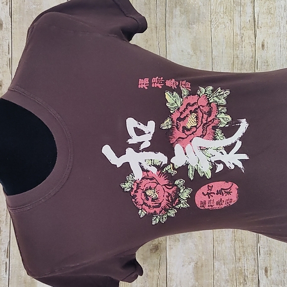 Vintage Lucky Brand Graphic Tee - Picture 4 of 10